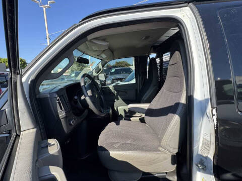 2018 Chevrolet Express 2500