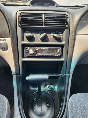 1994 Ford Mustang