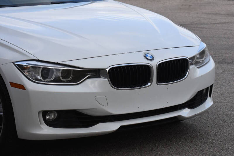 2013 BMW 3 Series 328i photo 7