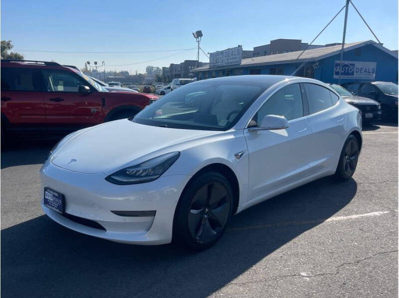 2020 Tesla Model 3 Base's photo