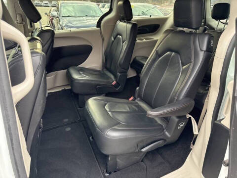2019 Chrysler Pacifica Touring L Plus