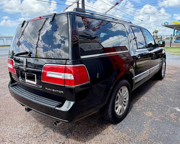 2013 Lincoln Navigator L