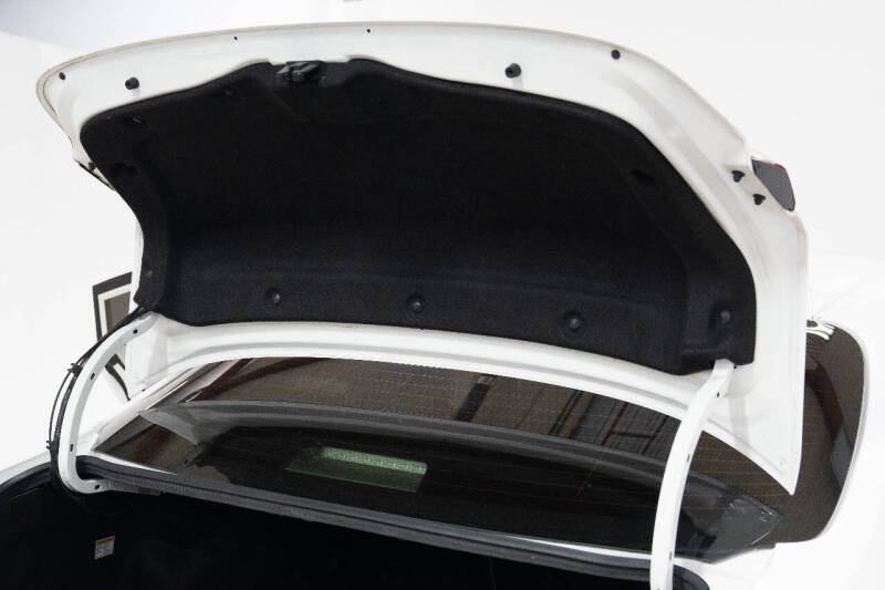 2020 Toyota Corolla Hybrid LE