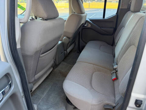 2012 Nissan Frontier SV V6