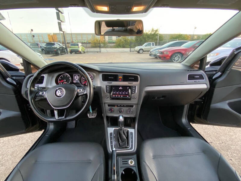 2015 Volkswagen Golf SportWagen TSI S