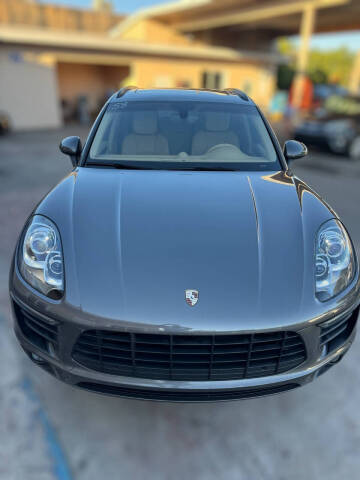 2016 Porsche Macan S