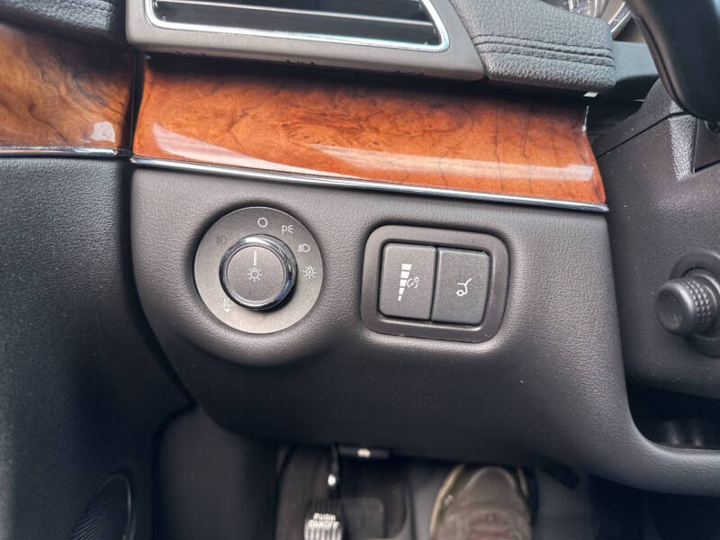 2011 Lincoln MKT
