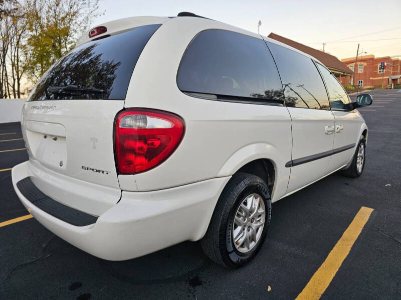 2002 Dodge Grand Caravan Sport photo 11