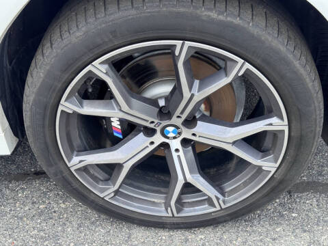 2022 BMW X6 xDrive40i