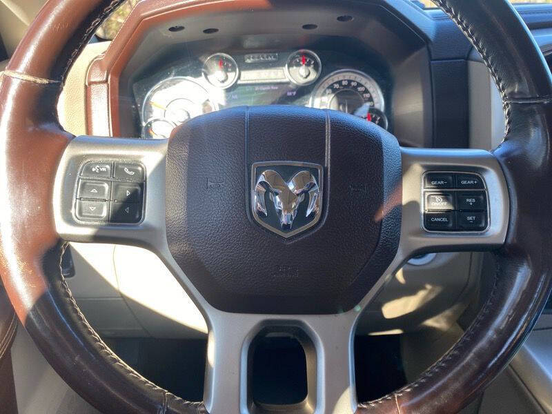 2017 RAM 1500 Laramie