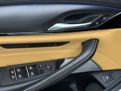 2023 BMW M5