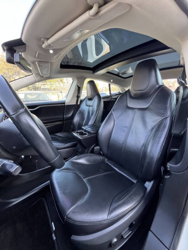 2013 Tesla Model S