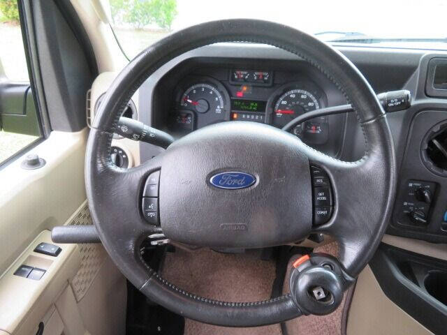 2013 Ford E-Series E-150