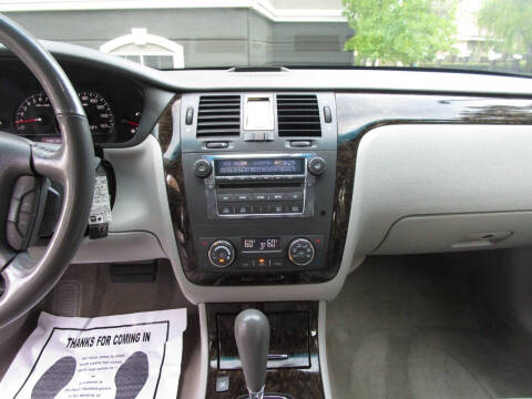 2008 Cadillac DTS Luxury III