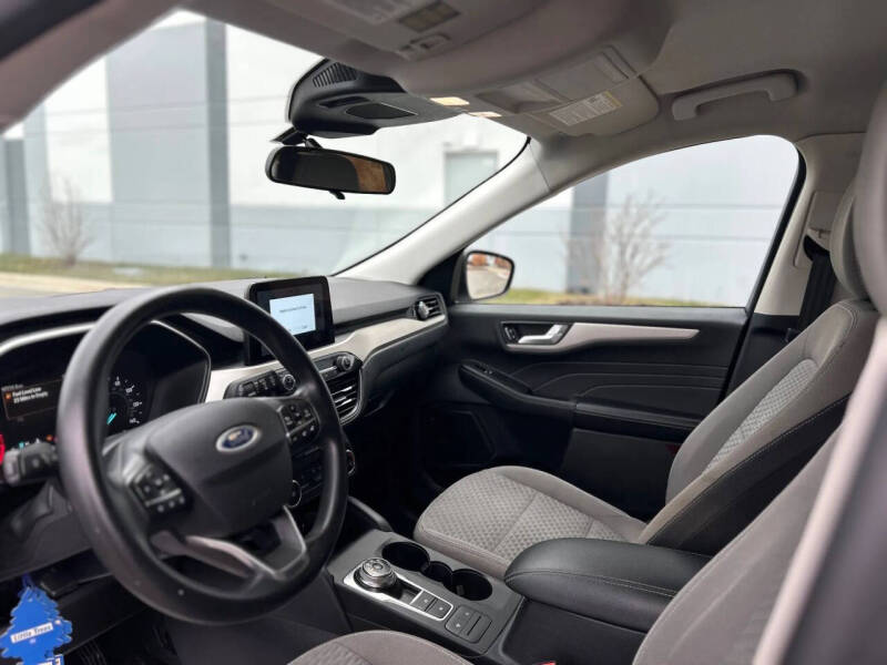 2021 Ford Escape SE