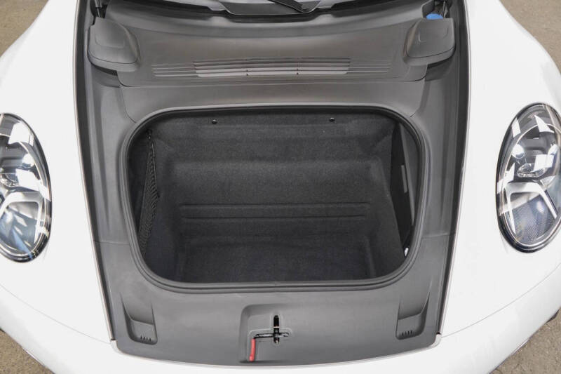 2024 Porsche 911 Targa 4S