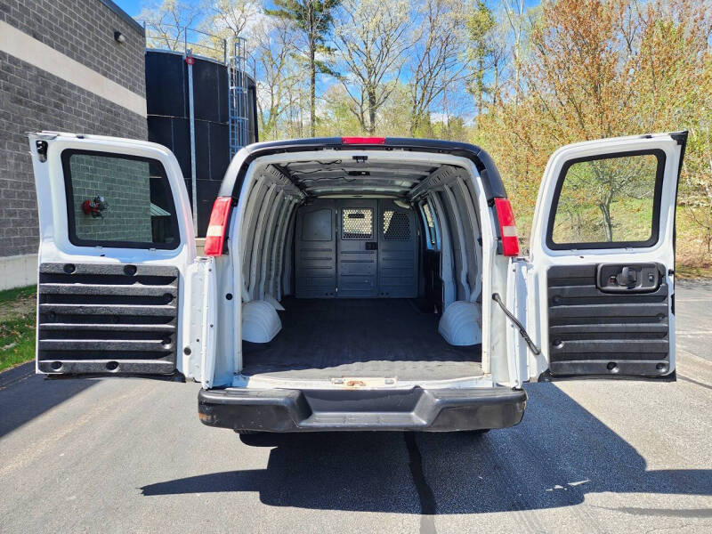 2016 GMC Savana 2500