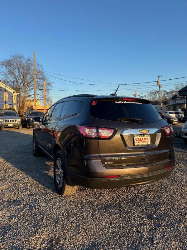 2017 Chevrolet Traverse LT