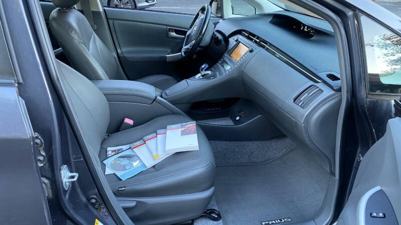 2010 Toyota Prius IV