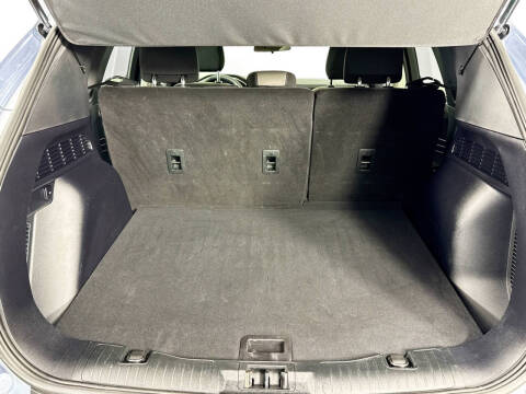 2022 Ford Escape Hybrid SE