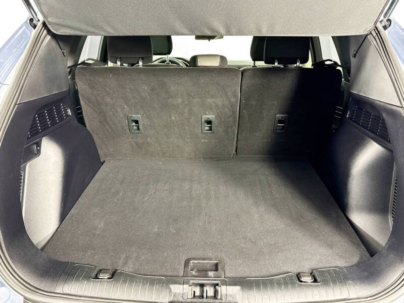 2022 Ford Escape Hybrid SE