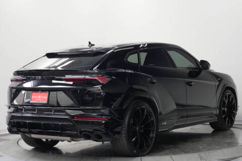 2023 Lamborghini Urus S