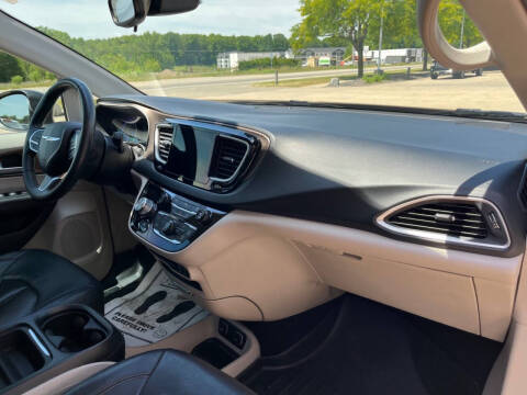 2018 Chrysler Pacifica Touring L