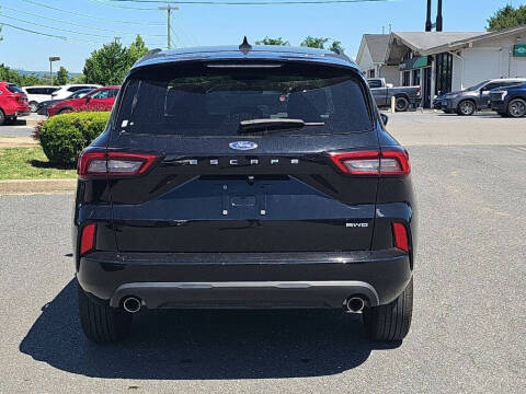 2023 Ford Escape ST-Line Select