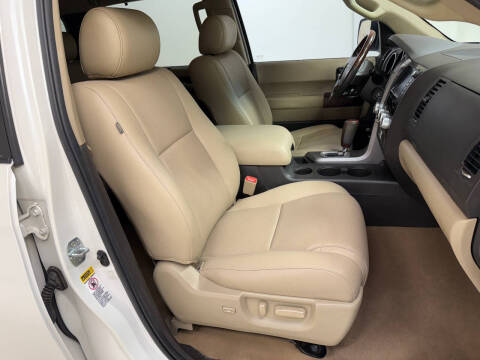 2011 Toyota Sequoia Platinum