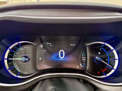 2024 Chrysler Pacifica Plug-In Hybrid Select