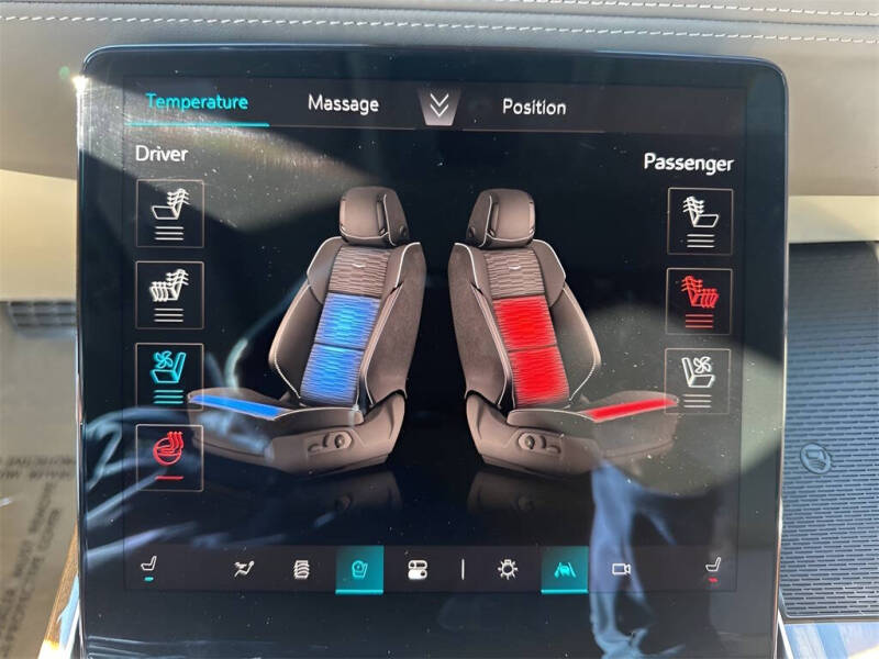 2025 Cadillac Escalade ESV Sport Platinum