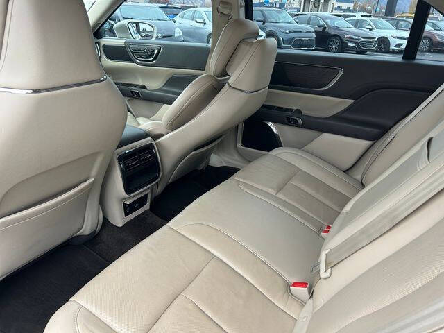 2018 Lincoln Continental Select