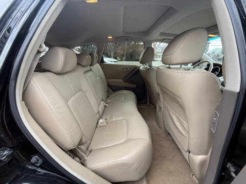 2010 Nissan Murano LE