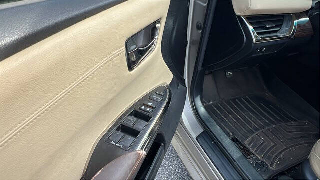 2014 Toyota Avalon XLE