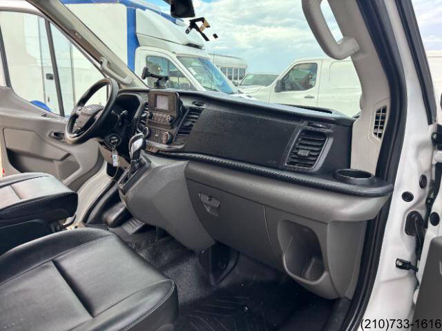 2022 Ford Transit