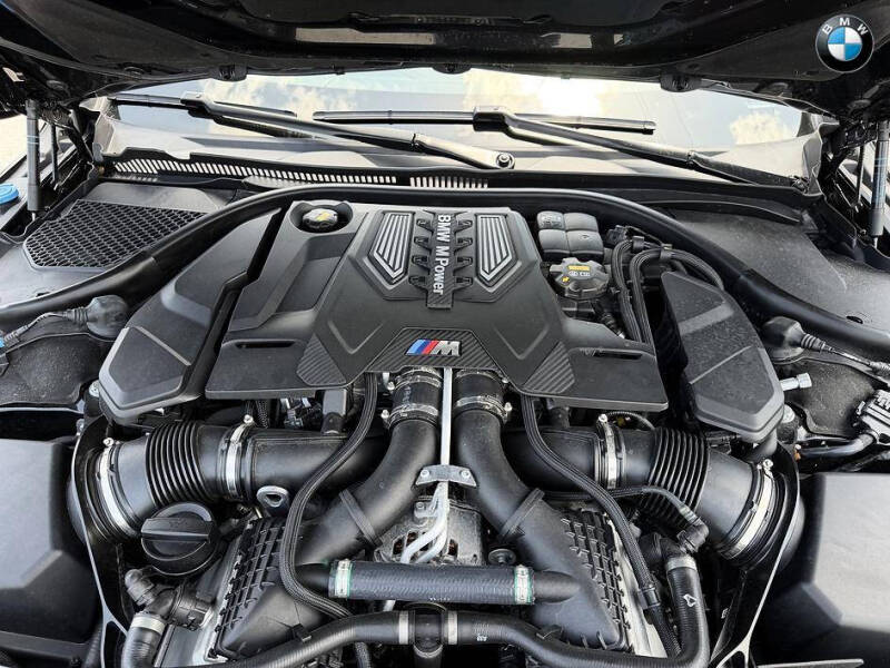 2020 BMW M8