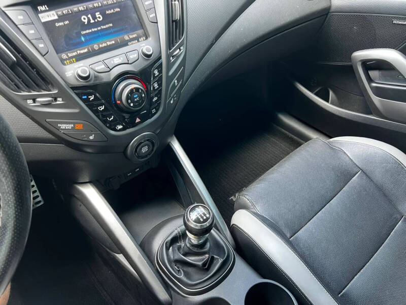 2016 Hyundai Veloster