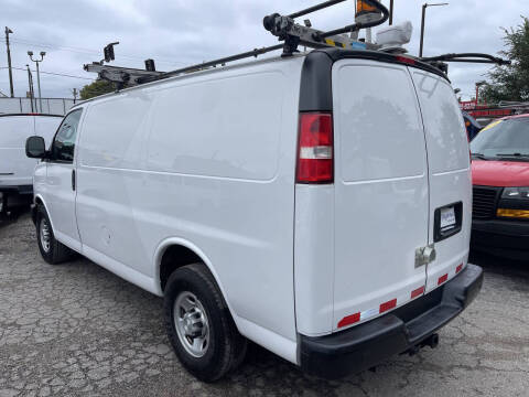 2016 Chevrolet Express 2500