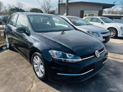 2020 Volkswagen Golf for sale at CE Auto Sales in Baytown TX