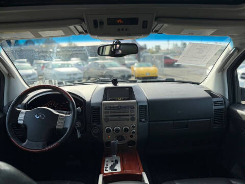 2005 Infiniti QX56