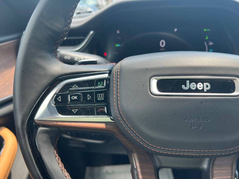 2022 Jeep Grand Cherokee Summit 4xe