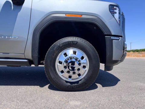 2024 GMC Sierra 3500HD Denali Ultimate