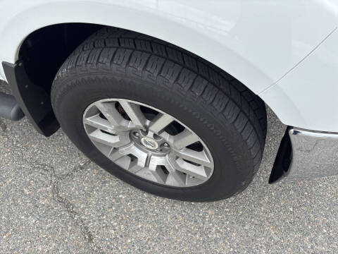 2011 Nissan Frontier SL