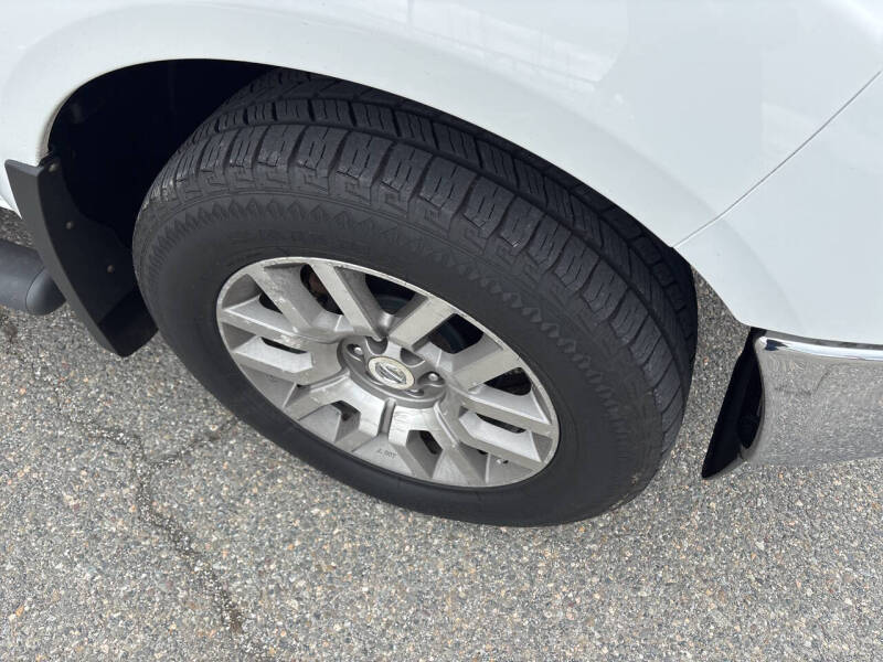 2011 Nissan Frontier SL