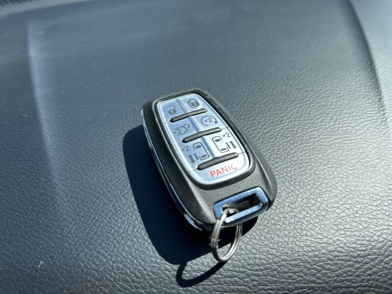 2025 Chrysler Pacifica Limited