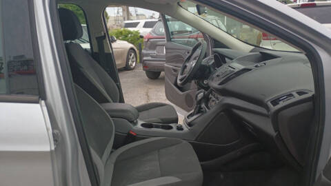 2014 Ford Escape S