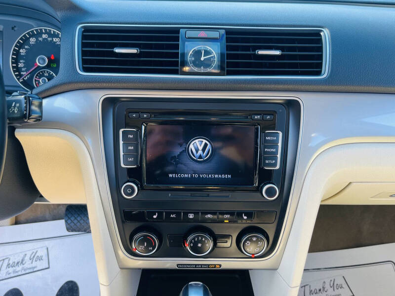 2015 Volkswagen Passat 1.8T S