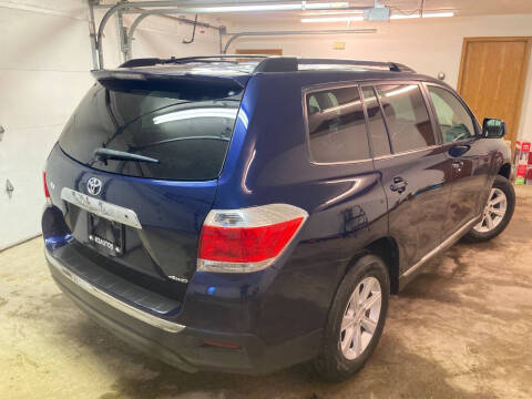 2013 Toyota Highlander SE