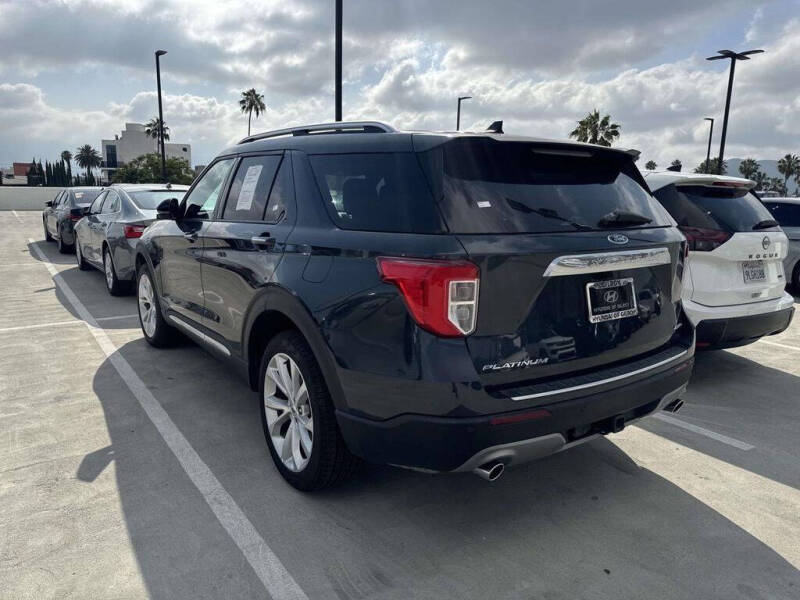 2023 Ford Explorer Hybrid Platinum