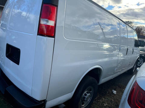 2020 Chevrolet Express 2500